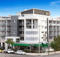 Chino Hotel - Holiday Adelaide