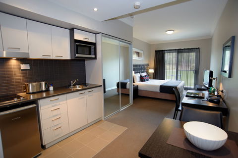 Quest Campbelltown Serviced Apartments - Holiday Adelaide 2