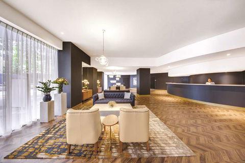 Vibe Hotel Sydney - Holiday Adelaide 2
