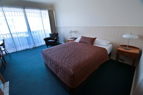 City Oasis Inn - Holiday Adelaide 1