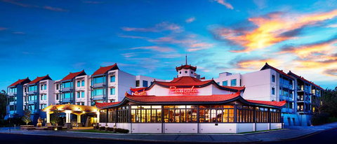 Pagoda Resort & Spa - Holiday Adelaide 0