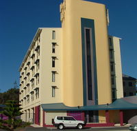 Ocean Beach Hotel - Holiday Adelaide