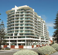 Oaks Liberty Towers - Holiday Adelaide