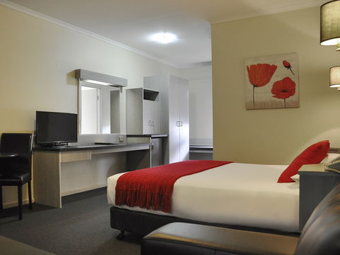 Ibis Styles Adelaide Manor - Holiday Adelaide 2