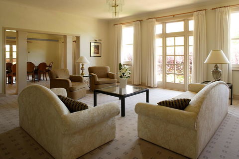 Hyatt Hotel Canberra - A Park Hyatt Hotel - Holiday Adelaide 13
