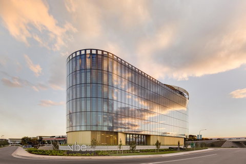 Vibe Hotel Canberra - Holiday Adelaide 0