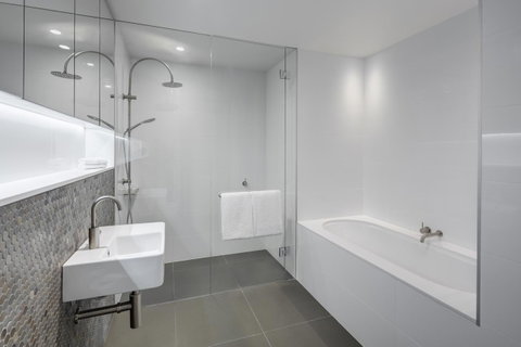 Vibe Hotel Canberra - Holiday Adelaide 32
