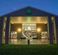 ibis Styles Canberra - Holiday Adelaide
