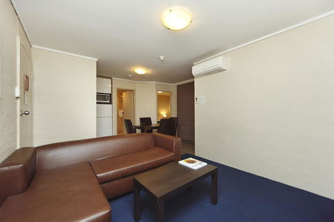 Ibis Styles Canberra - Holiday Adelaide 33