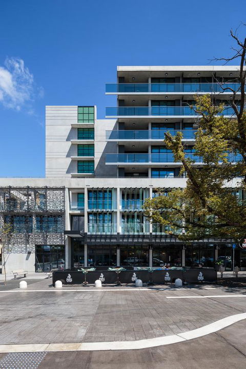Avenue Hotel Canberra - Holiday Adelaide 24