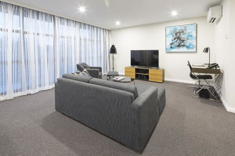 Avenue Hotel Canberra - Holiday Adelaide 35