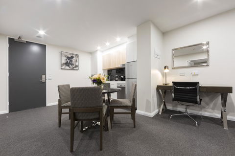 Avenue Hotel Canberra - Holiday Adelaide 31