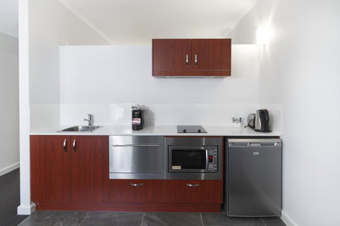 Abode Narrabundah - Holiday Adelaide 1