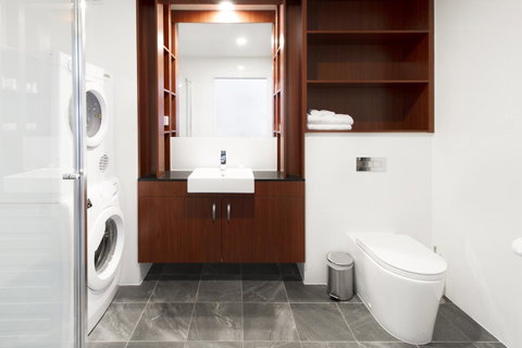 Abode Narrabundah - Holiday Adelaide 2