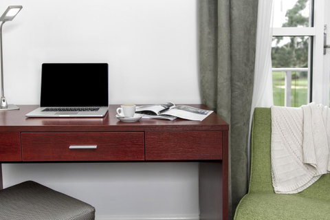 Abode Narrabundah - Holiday Adelaide 9