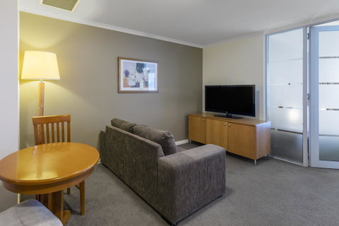 Nesuto Canberra - Holiday Adelaide 17