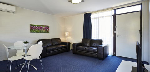 Manuka Park Serviced Apartments - Holiday Adelaide 32
