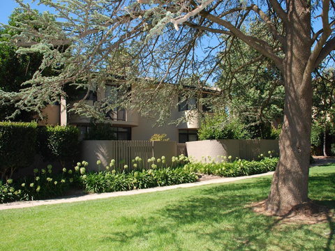 Manuka Park Serviced Apartments - Holiday Adelaide 20