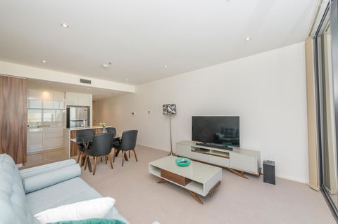 Manhattan 303 Canberra City ACT - Holiday Adelaide 26