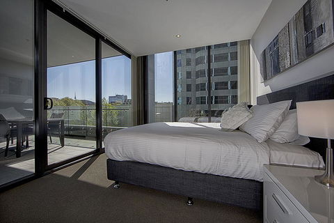 Manhattan 303 Canberra City ACT - Holiday Adelaide 32