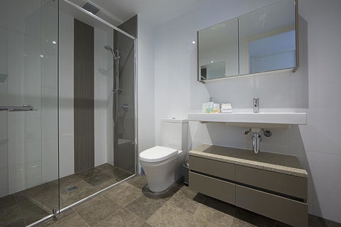 Manhattan 303 Canberra City ACT - Holiday Adelaide 10