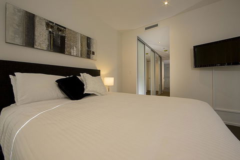 Manhattan 303 Canberra City ACT - Holiday Adelaide 35