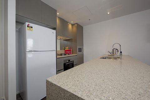 Manhattan 303 Canberra City ACT - Holiday Adelaide 14