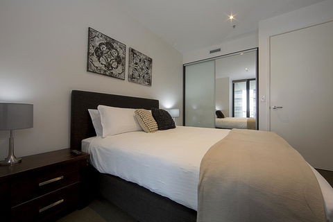 Manhattan 303 Canberra City ACT - Holiday Adelaide 11