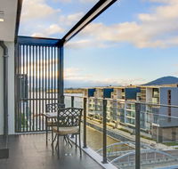Accommodate Canberra - Dockside - Holiday Adelaide
