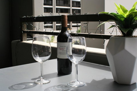 Modern Executive Apt@Barton*1BR*WiFi*Gym*Secure Parking*Canberra - Holiday Adelaide 9
