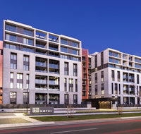 Deco Hotel Canberra - Holiday Adelaide
