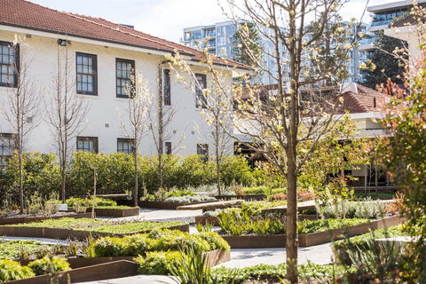 Peppers Gallery Hotel - Holiday Adelaide 31