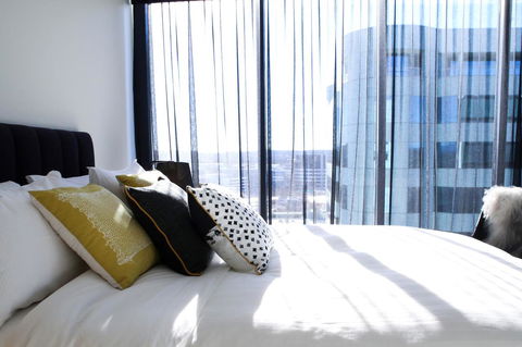 Kui Manhattan 2 - Holiday Adelaide 17