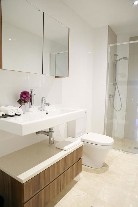 Kui Manhattan 2 - Holiday Adelaide 11