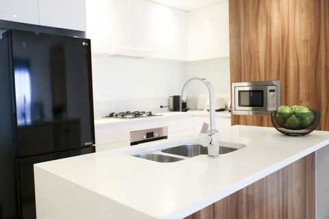 Kui Manhattan 2 - Holiday Adelaide 9