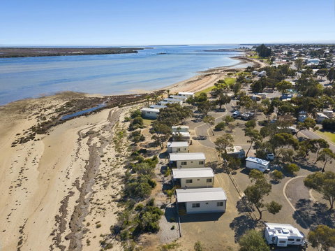 Port Broughton Tourist Park - Holiday Adelaide 10