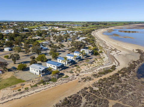 Port Broughton Tourist Park - Holiday Adelaide 11