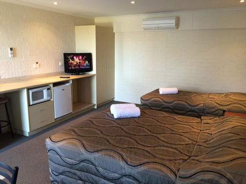 Heritage House Motel & Units - Holiday Adelaide 29