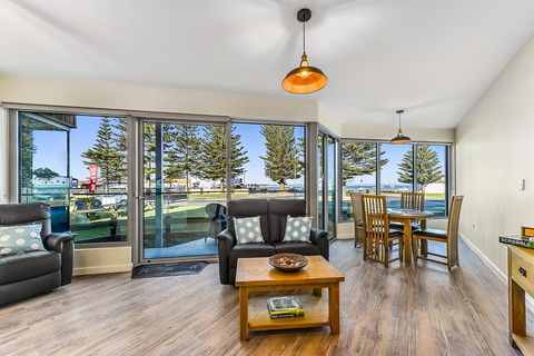 Bonnies Of Beachport - Holiday Adelaide 27