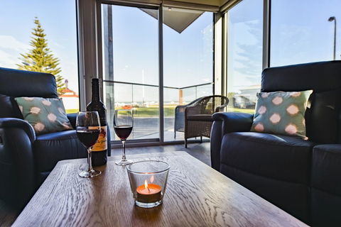 Bonnies Of Beachport - Holiday Adelaide 33