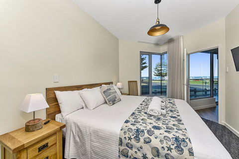 Bonnies Of Beachport - Holiday Adelaide 18