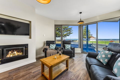 Bonnies Of Beachport - Holiday Adelaide 14