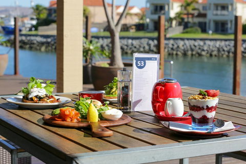 Marina Hotel - Holiday Adelaide 40