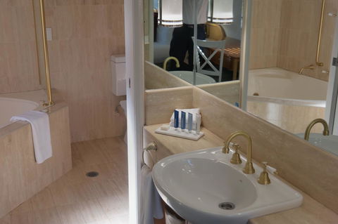 Pacific Bay Resort - Holiday Adelaide 1