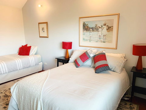 Lost In The Vines - Holiday Adelaide 4