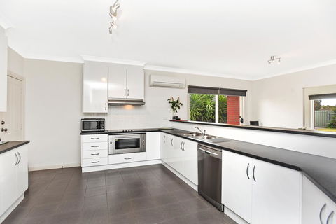 'The Hidden Diamond' - Normanville - Holiday Adelaide 15