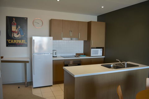 Wallaroo Marina Luxury Apartment - Holiday Adelaide 12