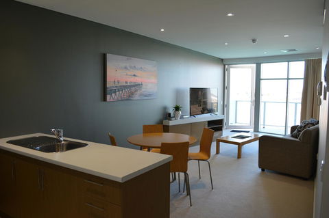 Wallaroo Marina Luxury Apartment - Holiday Adelaide 13