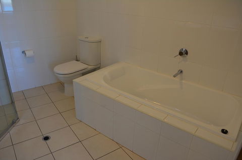 Wallaroo Marina Luxury Apartment - Holiday Adelaide 23