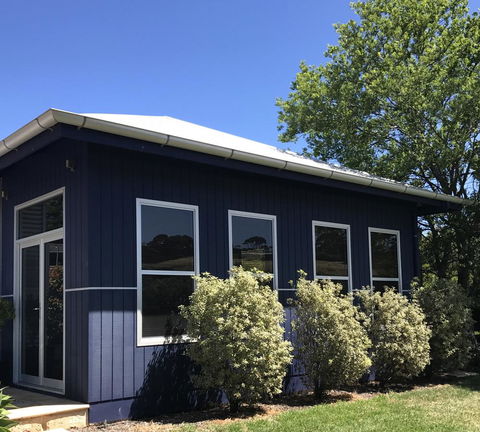 S T U D I O 22 Peaceful Retreat With Garden Views - Holiday Adelaide 15